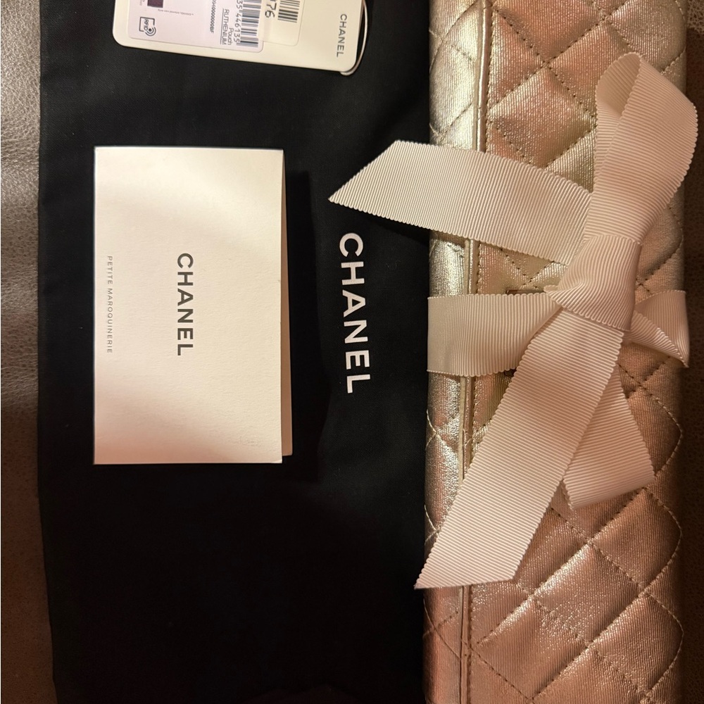 CHANEL Metallic Gold Quilted Clutch with Ribbon